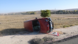 Yozgat’ta devrilen hafif ticari aracın sürücüsü öldü