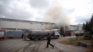 GÜNCELLEME Eskişehir’de ambalaj fabrikasında çıkan yangın kontrol altına alındı 