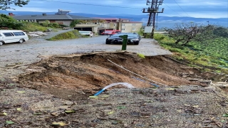 Rize’de şiddetli yağış hasara neden oldu