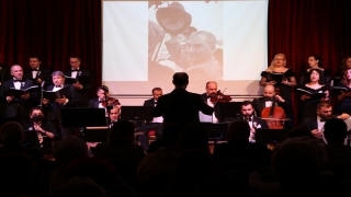 Edirne’de Büyük Önder Atatürk, halkla buluştuğu salonda düzenlenen konserle anıldı