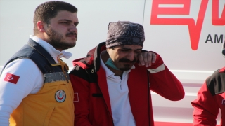 Tekirdağ’da ambulans ile kamyonun çarpıştığı kazada iki kişi yaralandı