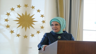 Emine Erdoğan, TOGEMDER’in eski ve yeni yönetim kurulu üyeleriyle bir araya geldi: