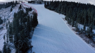 Ilgaz 2 Yurduntepe Kayak Merkezi’nde kar yağışı sevindirdi