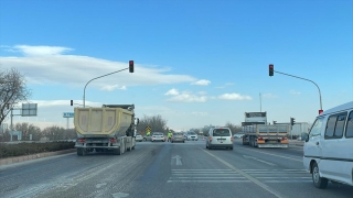 Konya’da kum fırtınası trafikte aksamaya neden oldu