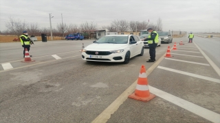 Karaman’da jandarma ”Güven ve Huzur” uygulaması yaptı