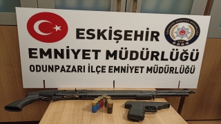 Hırsızlık şüphelisinin evlerinde bisiklet ve motosikletler ele geçirildi