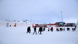 Erciyes’te kayak sezonu açıldı