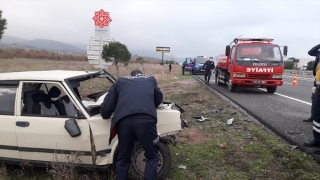 Otomobiliyle park halindeki araca çarpan mahalle bekçisi hayatını kaybetti