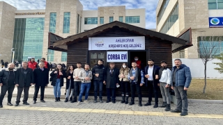 Kırşehir’de belediyeden üniversite öğrencilerine çorba ikramı