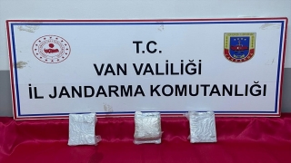 Van’da 2 kilo 100 gram eroin ele geçirildi