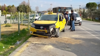 Manisa’da zincirleme trafik kazasında 3 kişi yaralandı