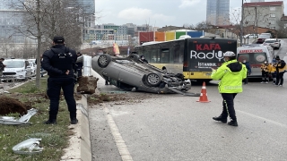 Ümraniye’de takla atan otomobilin sürücüsü yaralandı