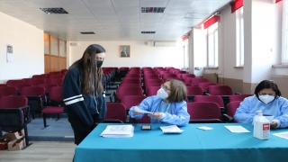 Denizli’de lise öğrencileri için aşı kampanyası