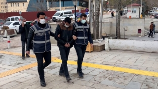 Elazığ’da hırsızlık yaptıkları gerekçesiyle iki şüpheli tutuklandı