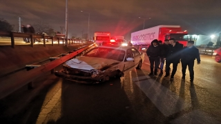 Kocaeli’de zincirleme kazada anne ve kızı yaralandı