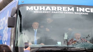 Muharrem İnce ”cumhurbaşkanına hakaret” suçundan Uşak’ta hakim karşısına çıktı