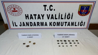 Hatay’da tarihi sikke ve yüzükleri satmaya çalışan 3 kişi yakalandı