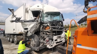 Anadolu Otoyolu’nda trafik kazası ulaşımı aksattı