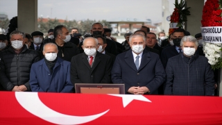 Kılıçdaroğlu, Yargıtay 4. Hukuk Dairesi Onursal Başkanı Bilal Kartal’ın cenaze törenine katıldı