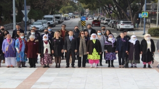 Muğla’da kadınlar ”mor cepken” temasıyla bir araya geldi