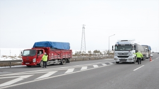 Bolu’dan İstanbul yönüne tır ve kamyon geçişine izin verilmiyor