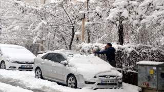 Van, Bitlis, Hakkari ve Muş’ta 683 yerleşim biriminin yolu kapandı