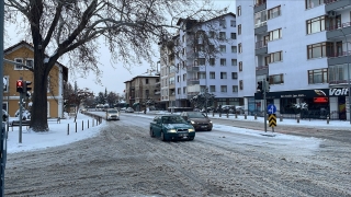 Konya’yı çevre illere bağlayan kara yolları ulaşıma kapandı