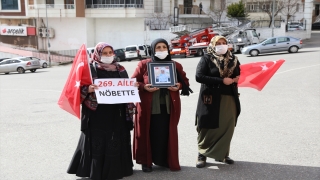 Diyarbakır annelerinin oturma eylemine bir aile daha katıldı 