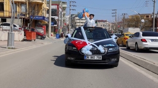 Kocaeli’de belediye başkanının makam aracı şehit oğlunun sünnet arabası oldu