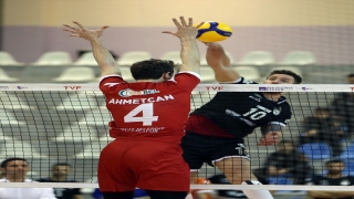 Voleybol: AXA Sigorta Efeler Ligi