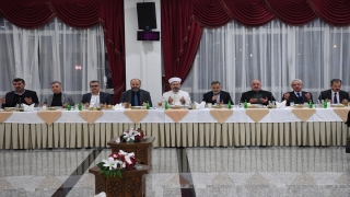 Diyanet İşleri Başkanı Erbaş, TDV bağışçıları ile iftarda buluştu