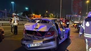 İstanbul’daki trafik kazasında iki kişi yaralandı 