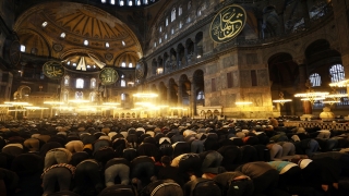 Ayasofyai Kebir Camii Şerifi’nde bayramı namazı kılındı