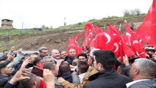 Bakan Soylu, Şemdinli Üzümkıran köyü sakinlerini Cumhurbaşkanı Erdoğan’la telefonda görüştürdü