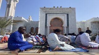 Senegal’de bayram namazı kılındı