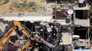 İsrail güçleri, Doğu Kudüs’te Filistinlilere ait bir evi yıktı