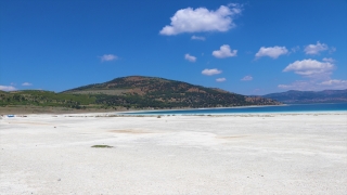 Kaymakam Yenisoy’dan Salda Gölü kıyısında bataklık oluştuğu iddialarına ilişkin açıklama: