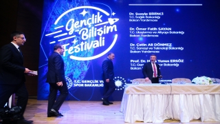 Ulaştırma ve Altyapı Bakan Yardımcısı Sayan’dan 5G açıklaması: