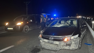 Elazığ’da otomobil ile hafif ticari aracın çarpıştığı kazada 5 kişi yaralandı 