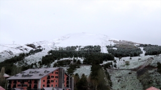 Erzurum ve Kars’ın yüksek kesimlerine kar yağdı