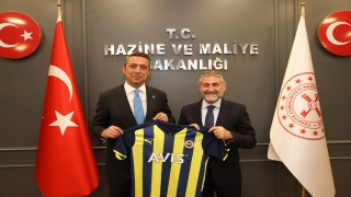 Hazine ve Maliye Bakanı Nebati, Fenerbahçe Başkanı Koç’u kabul etti