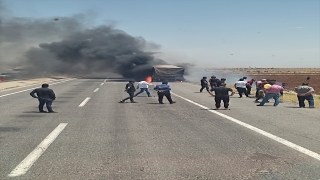 Mardin’de seyir halindeki tır alev aldı