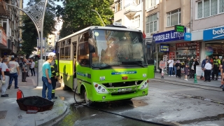 Kocaeli’de halk otobüsündeki yangını itfaiye söndürdü