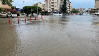 Hatay’da sağanak hayatı olumsuz etkiledi