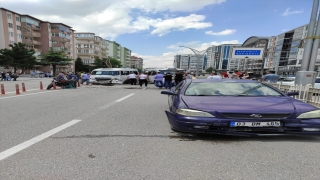 Afyonkarahisar’da 9 aracın karıştığı zincirleme trafik kazasında 19 kişi yaralandı