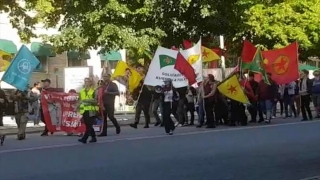 Terör örgütü PKK/YPG yandaşları, İsveç’in Göteborg kentinde gösteri yaptı