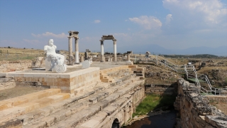 Pamukkale’deki ”Cehennem Kapısı” 1500 yıl sonra açıldı