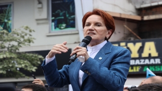 İYİ Parti Genel Başkanı Akşener’den Tekirdağ’da esnaf ziyareti 