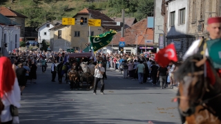 Bosna Hersek’teki Ayvaz Dede Şenlikleri’nde yer alacak atlılar geçit törenine katıldı