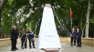 Kafkas İslam Ordusunun ilk şehitleri için Gence’de yapılan anıt açıldı